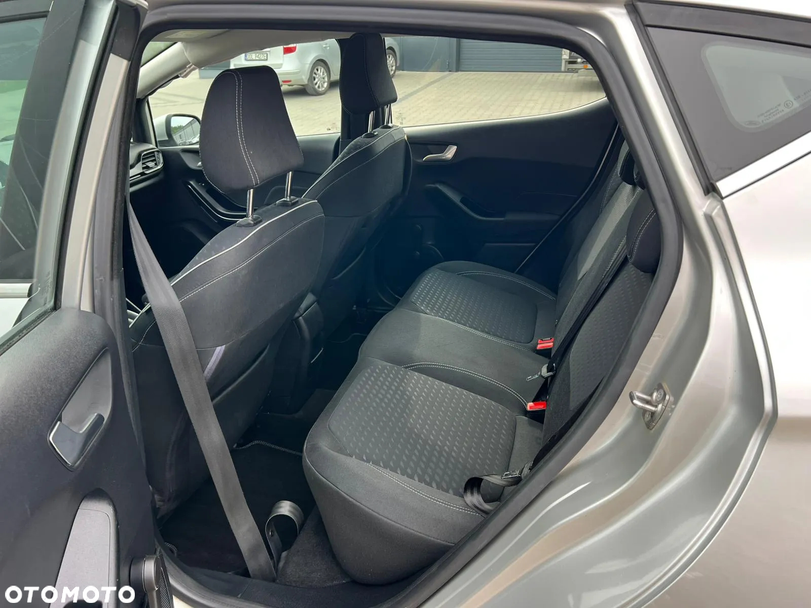 Ford Fiesta 1.0 EcoBoost S&S TITANIUM - 7
