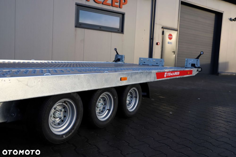 TEMARED /MARTZ CARKEEPER 5820/3 3,5T 580x207cm, Uchylna hydraulicznie , Wypełnienie sklejka+blachy alu, 3 osie, DMC 3500kg ,koła 10 - 12