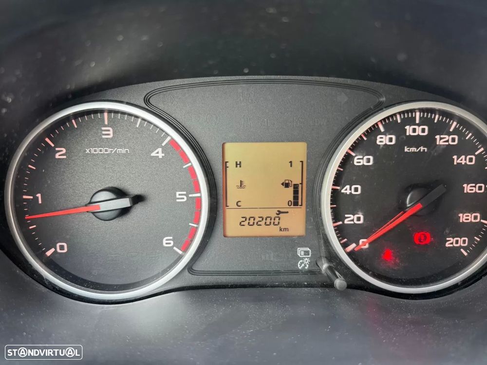 Mitsubishi L200 2.4 DI-D CD Invite 4WD - 3