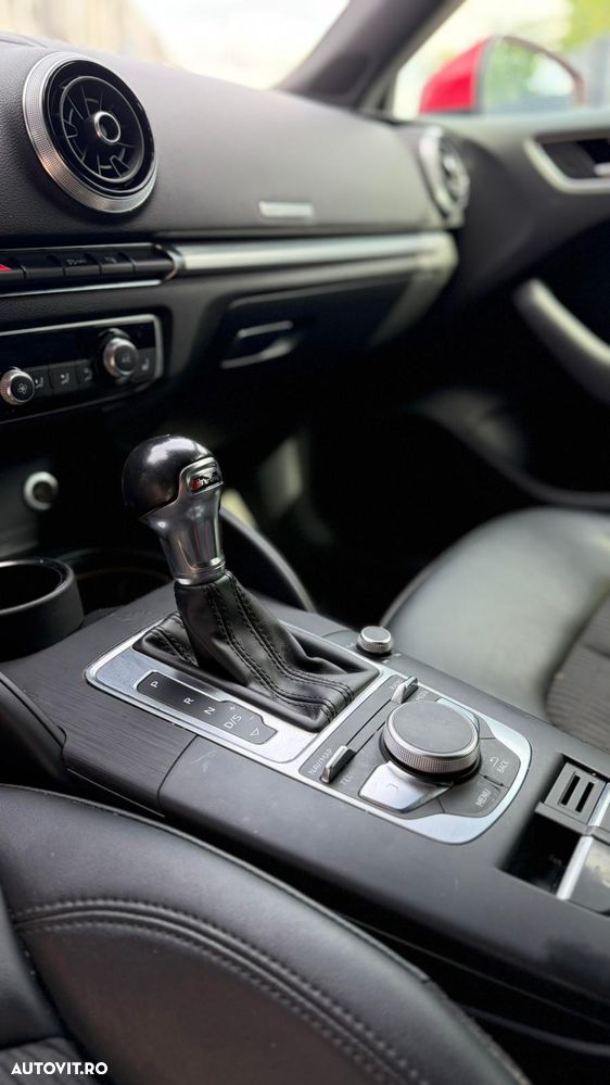 Audi A3 Sportback 1.6 TDI S tronic - 8