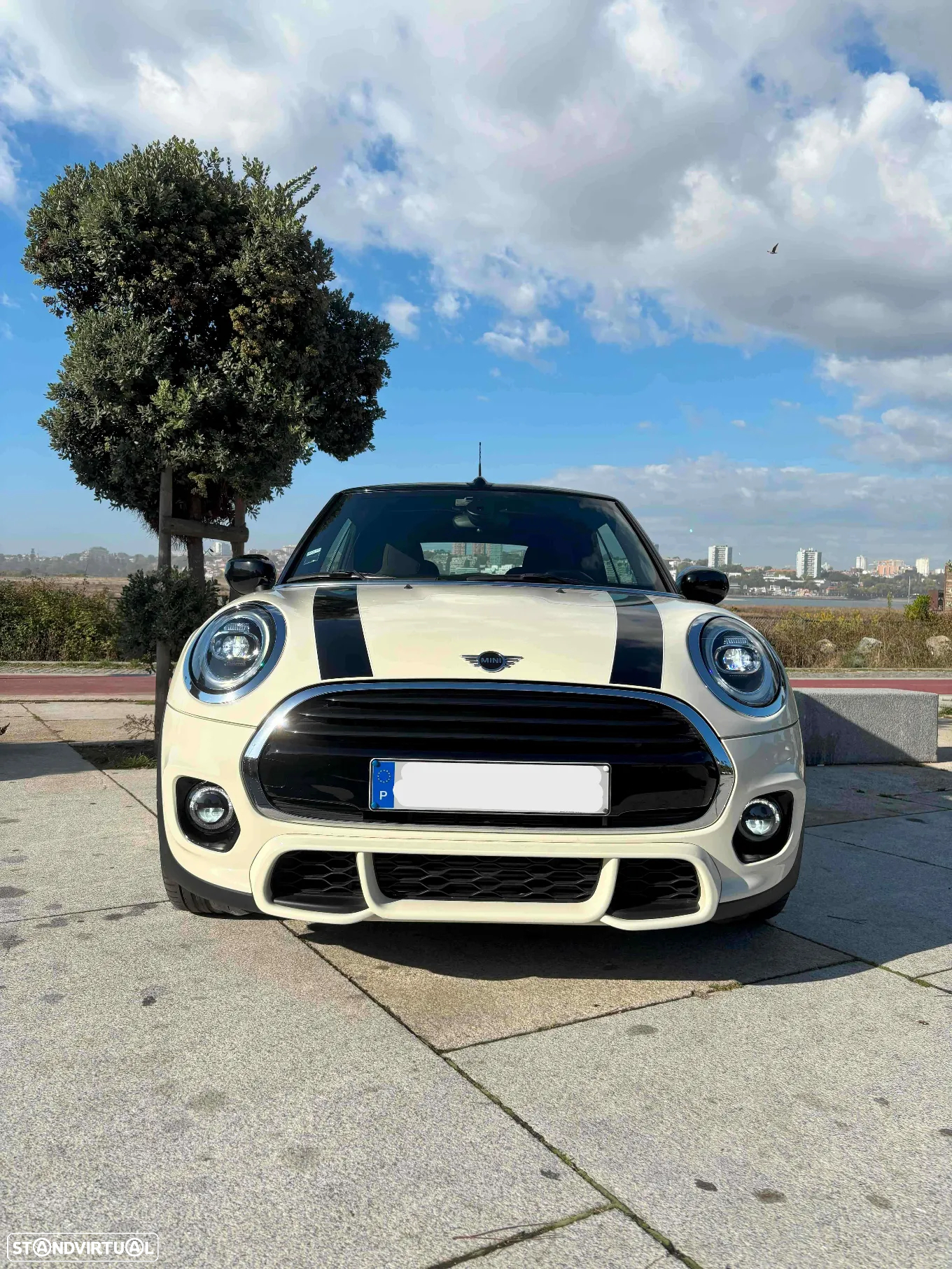 MINI Cabrio Cooper Auto - 2