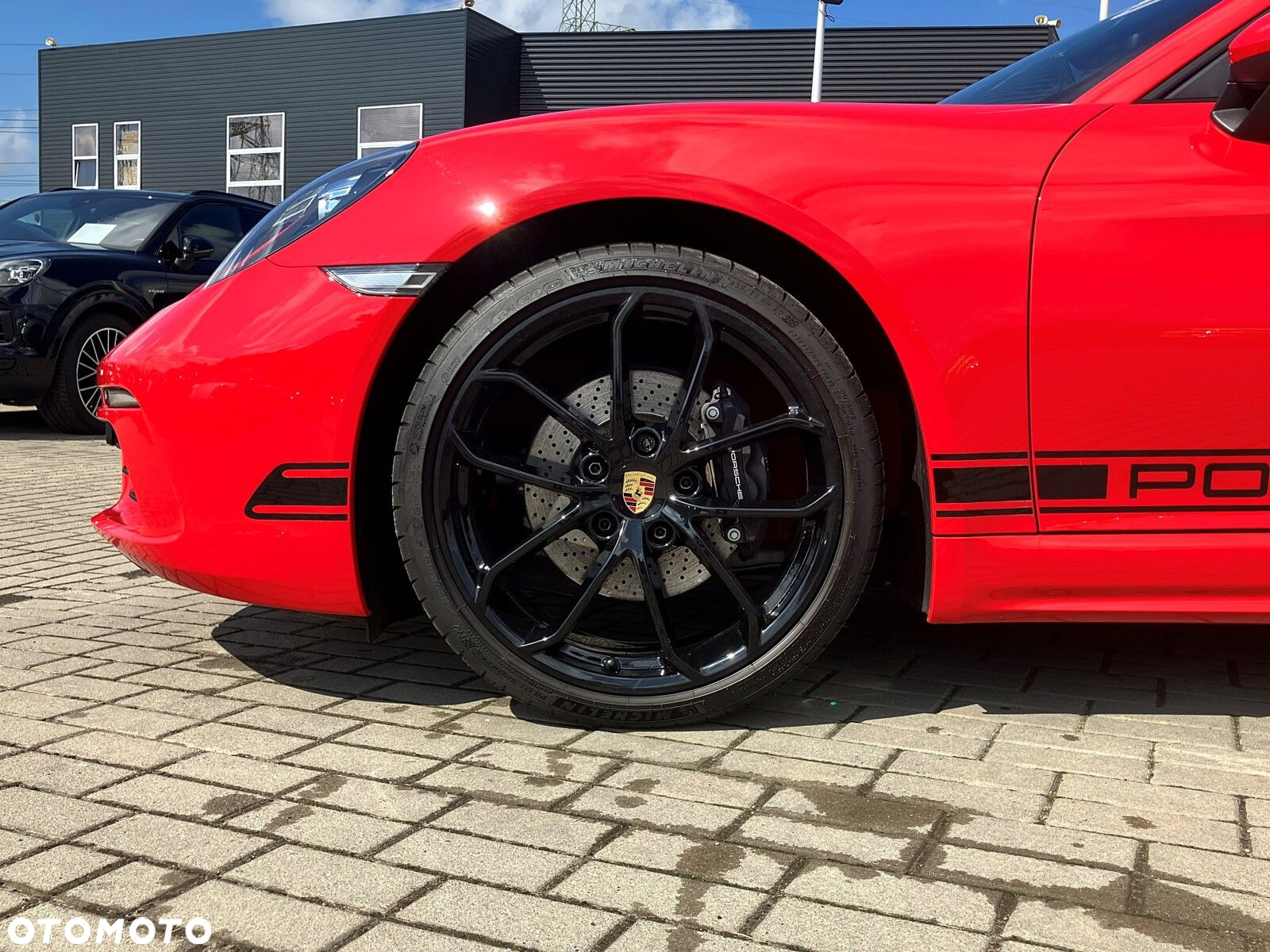 Porsche 718 Cayman - 13