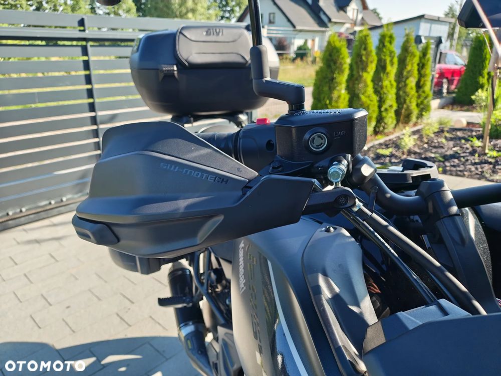 Kawasaki Versys 650 - 22