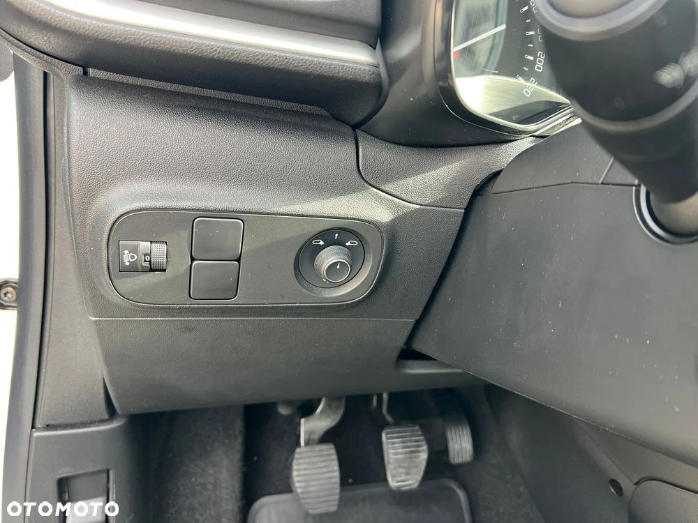 Citroën C3 BlueHDi 100 S&S FEEL - 20