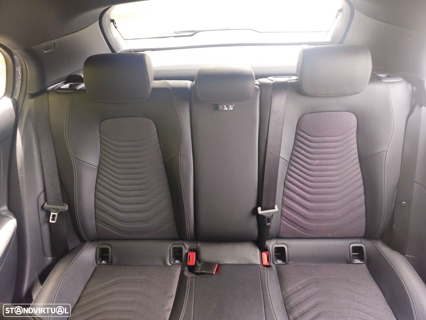Mercedes-Benz A 180 d 7G-DCT - 23