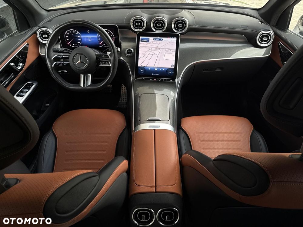 Mercedes-Benz GLC - 17