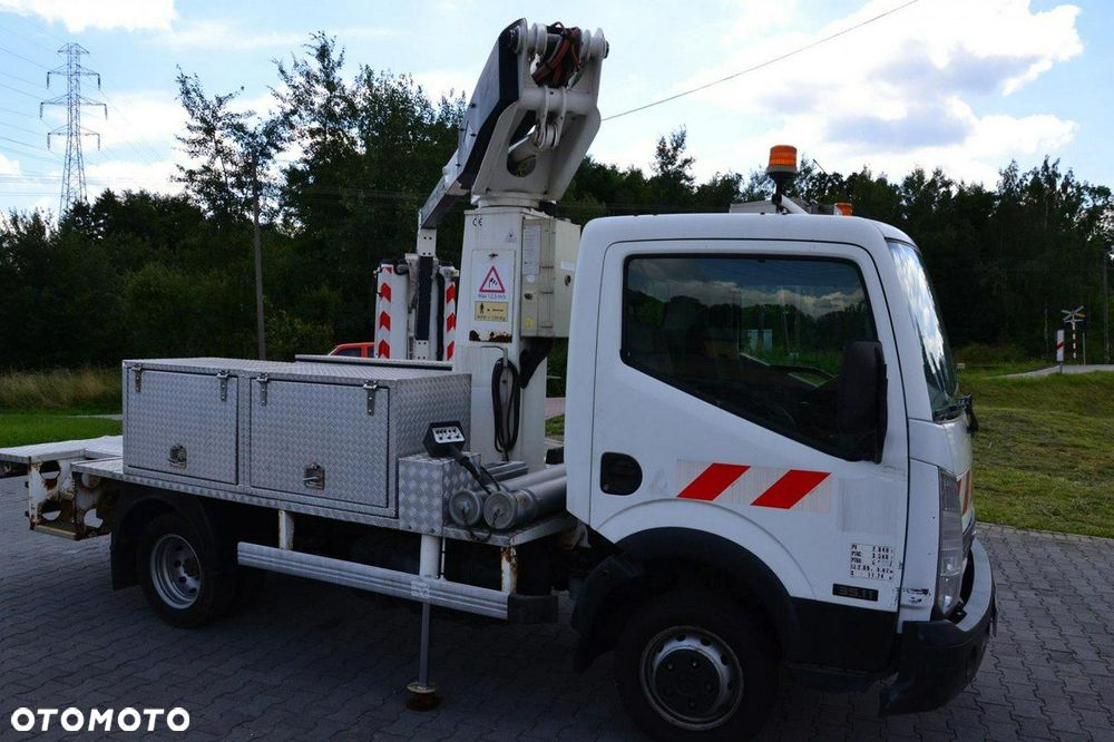 Nissan Cabstar - 3