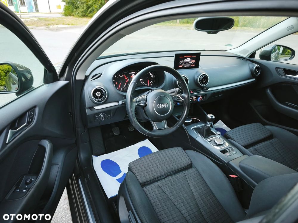 Audi A3 3-drzwiowe 1.4 TFSI Ambiente - 17