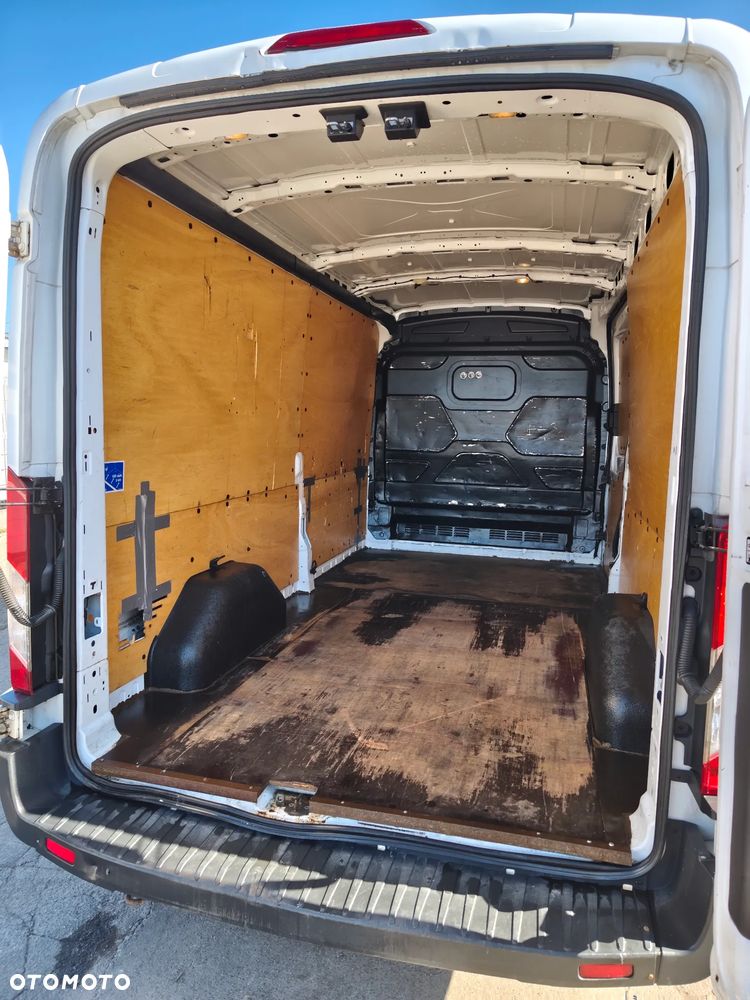 Ford Transit - 6