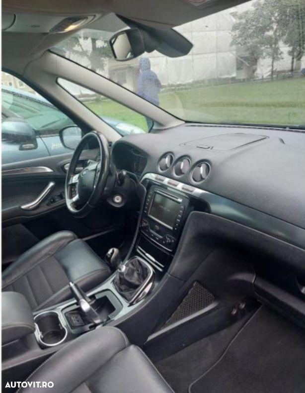 Ford Galaxy 2.2 TDCi Titanium - 4
