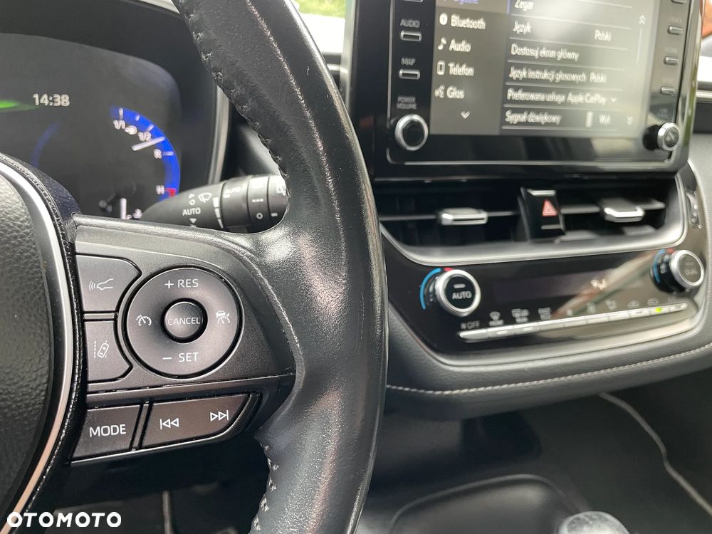 Toyota Corolla 1.8 Hybrid Comfort - 28