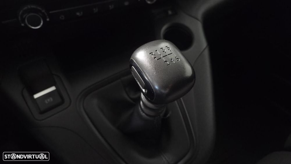 Toyota Proace City 1.5D L2 Comfort - 11