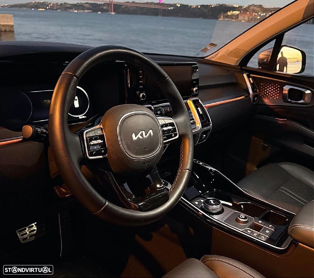 Kia Sorento 1.6 T-GDI HEV Concept - 11