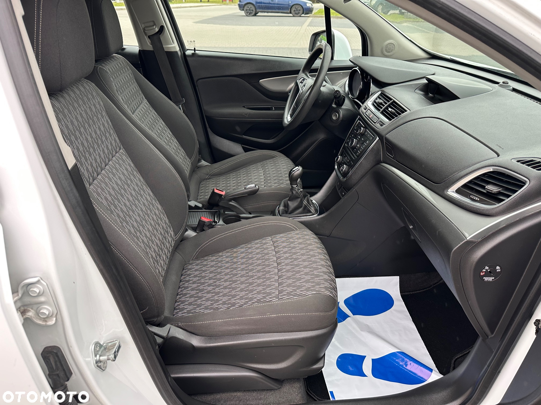 Opel Mokka 1.6 Active S&S - 10