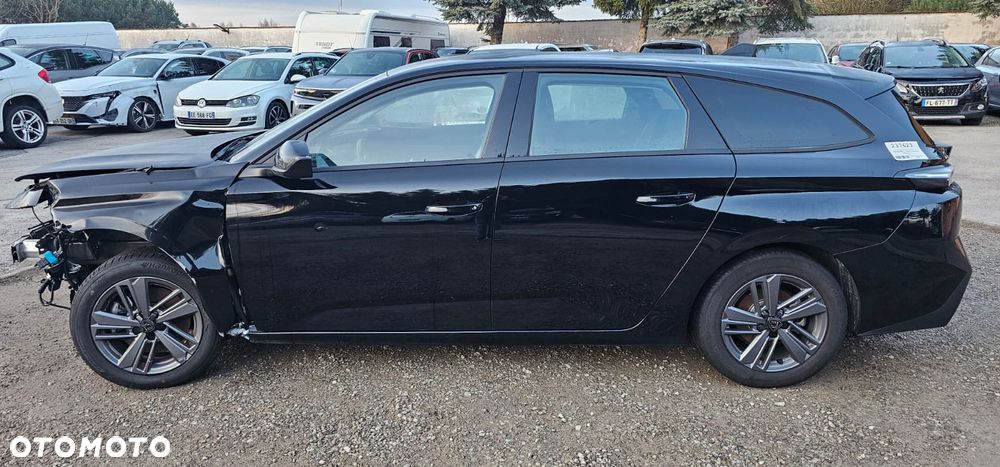 Peugeot 308 BlueHDi 130 EAT8 Allure - 6