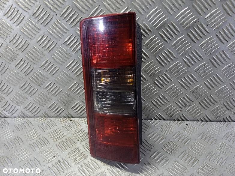 LAMPA LEWA TYLNA OPEL COMBO - 1