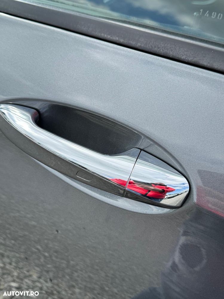 Mercedes-Benz E 220 d T 9G-TRONIC AMG Line - 30