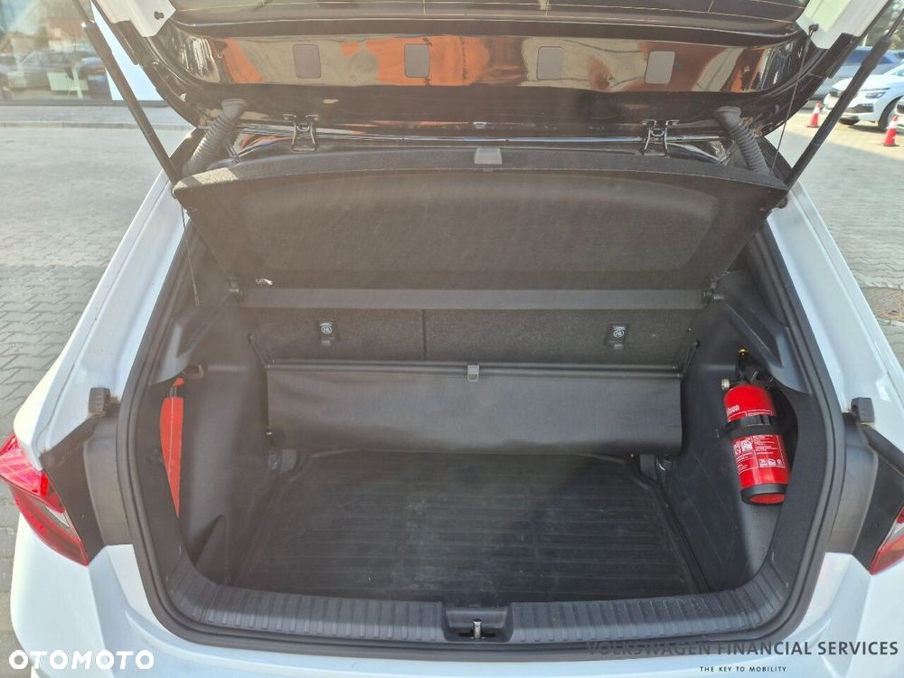 Skoda Fabia 1.0 TSI Monte Carlo - 14