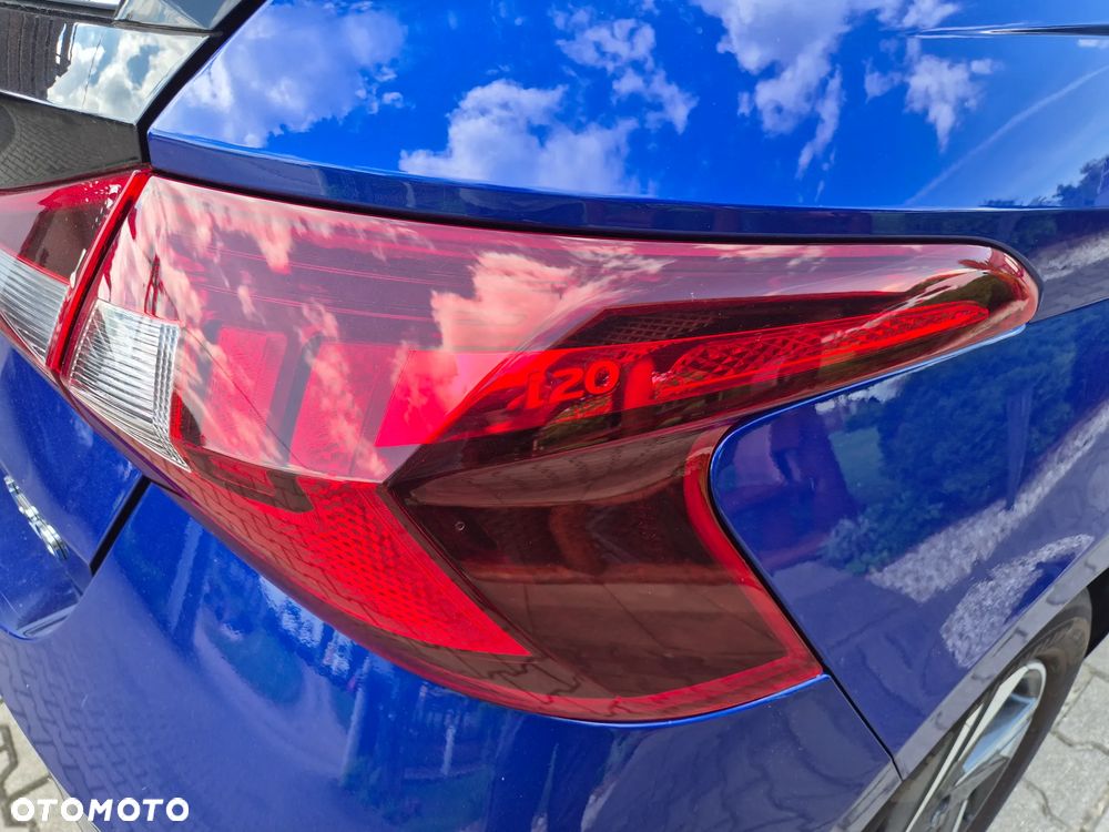Hyundai i20 blue 1.2 Pure - 5
