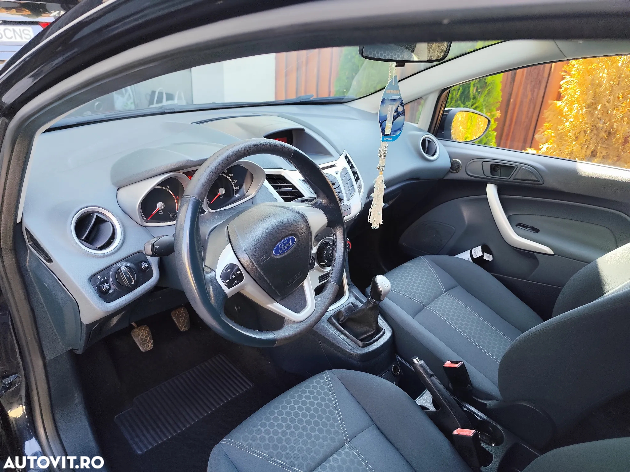 Ford Fiesta 1.4 TDCI Titanium - 10