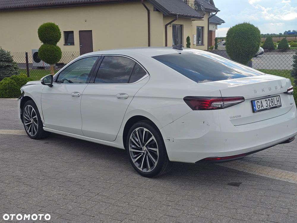 Skoda Superb 2.0 TSI 4x4 L&K DSG - 9