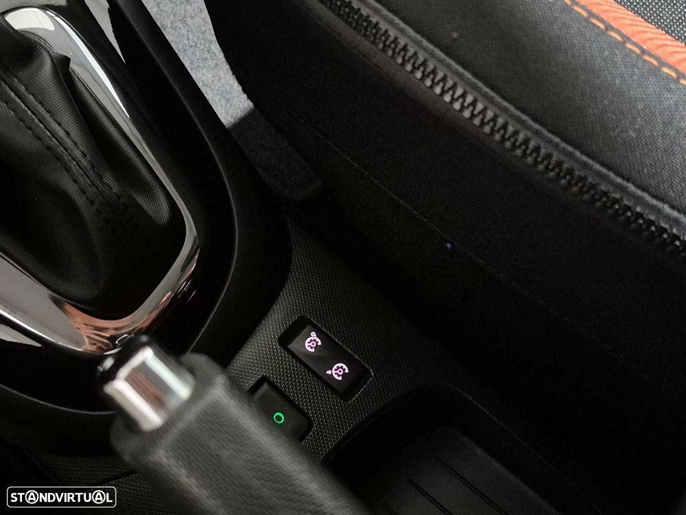 Renault Captur dCi 90 EDC Dynamique - 22