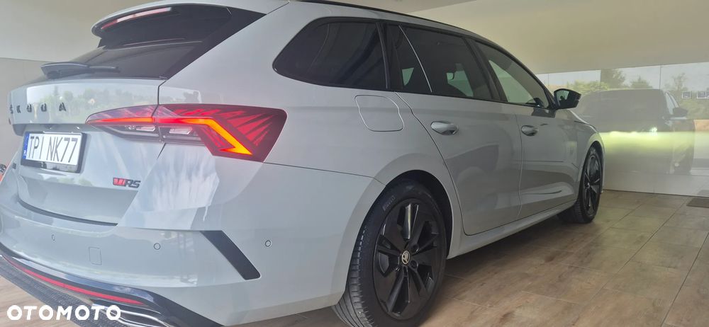 Skoda Octavia 2.0 TDI DSG 4x4 RS Plus - 7