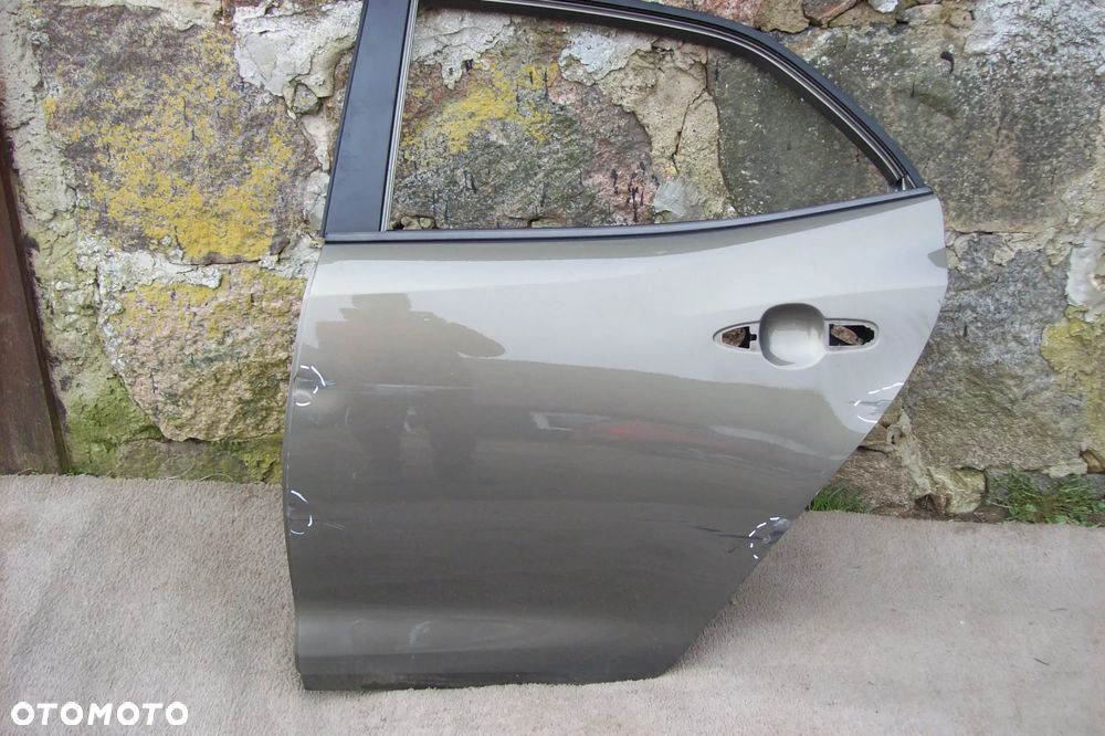 drzwi tylne lewe toyota corolla e-21 - 1