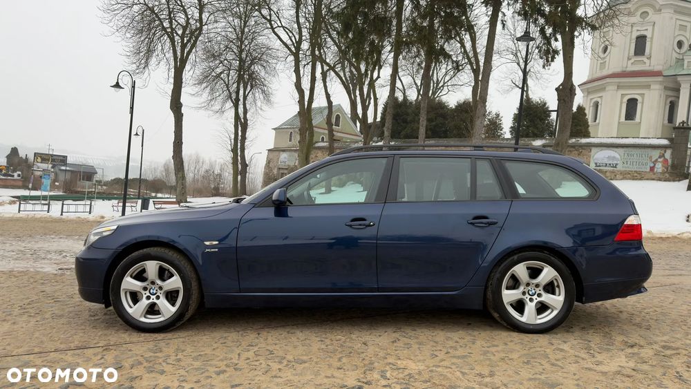 BMW Seria 5 525d xDrive - 7
