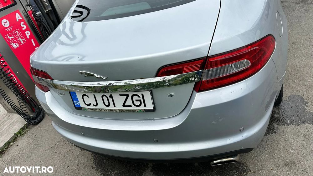 Jaguar XF 3.0 V6 S Premium Luxury - 12