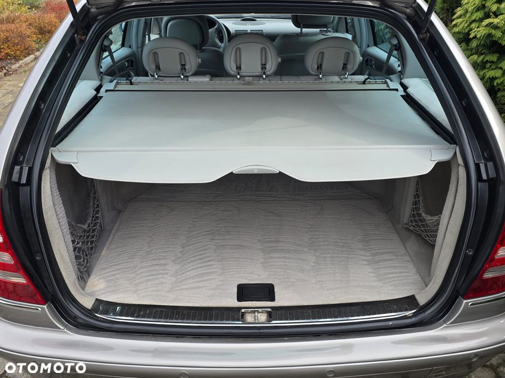 Mercedes-Benz Klasa C - 12