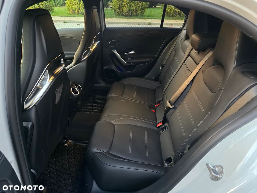 Mercedes-Benz Klasa A 45 S AMG 4-Matic 8G-DCT - 23