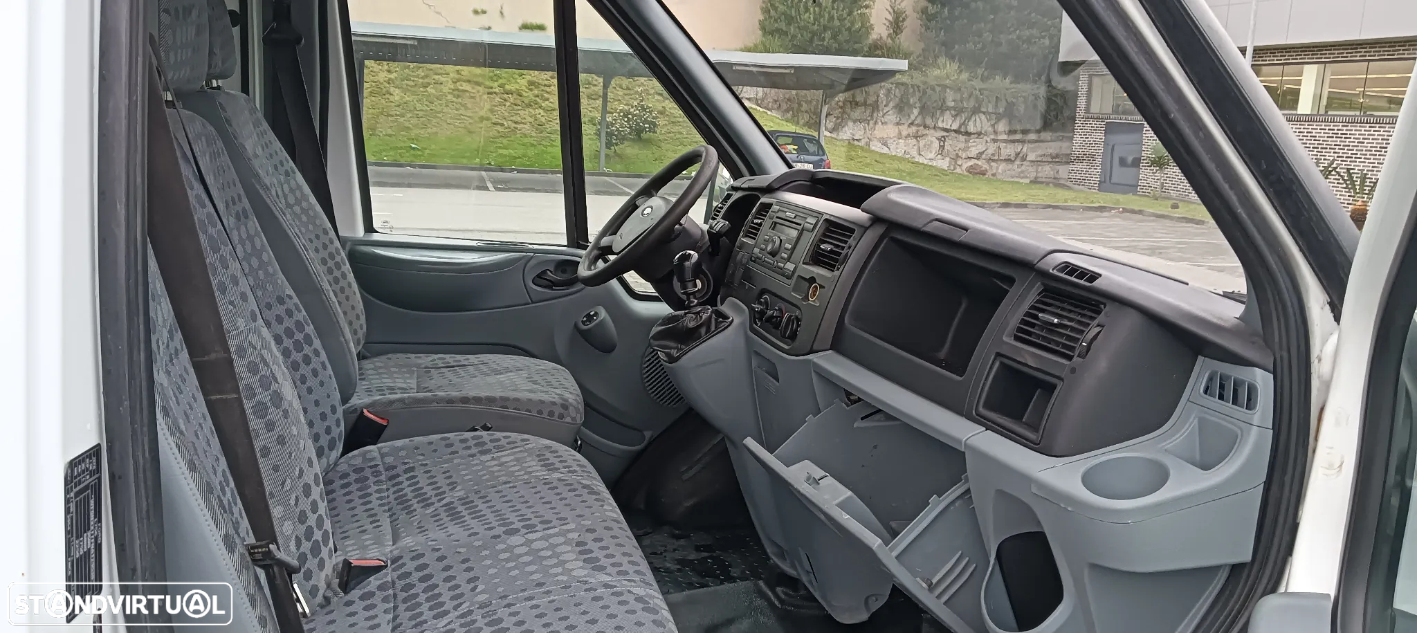 Ford TRANSIT 2.4 TDCI CABINE DUPLA 6 LUG - 6