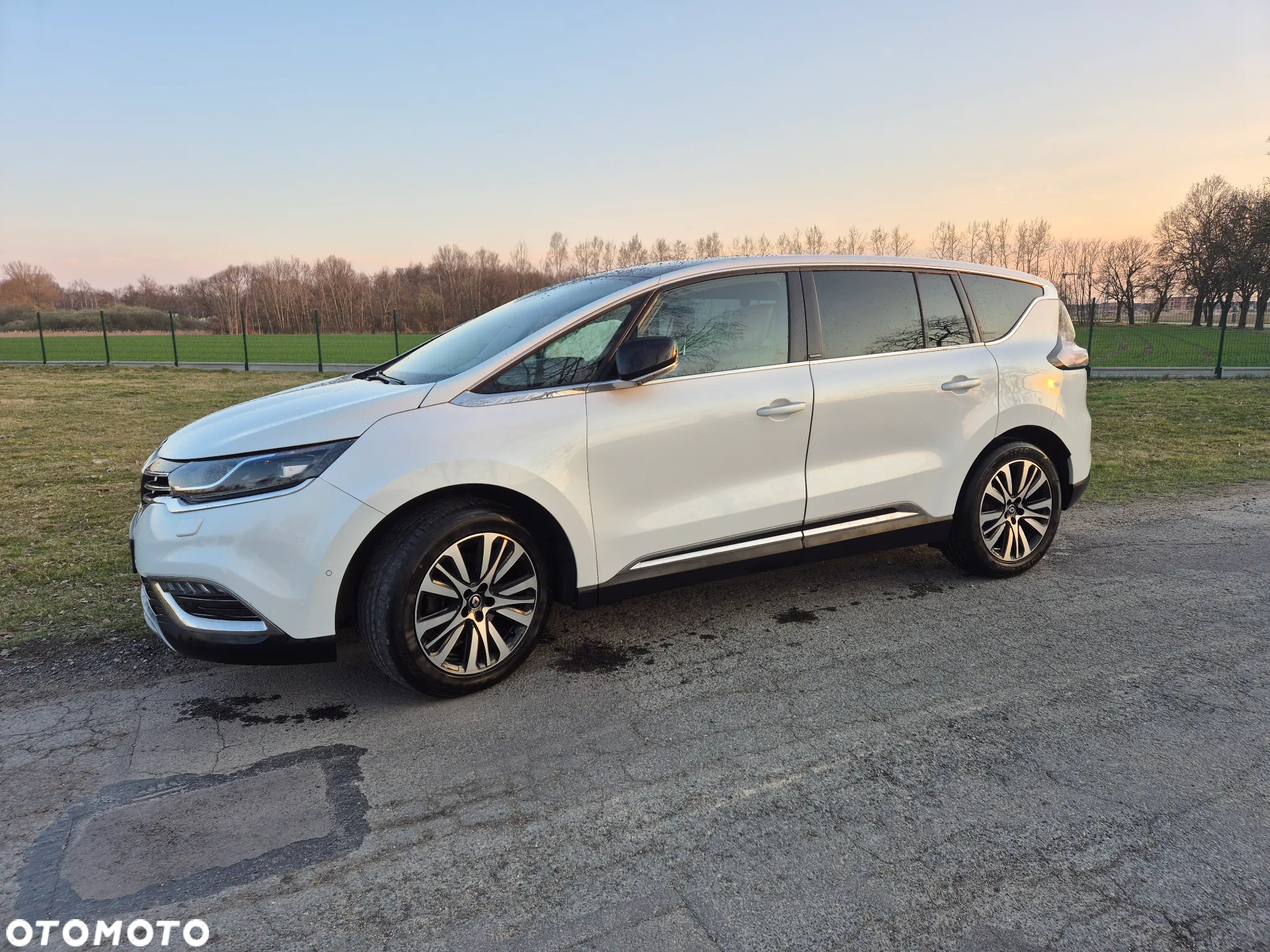Renault Espace 1.6 dCi Energy Initiale Paris EDC - 7