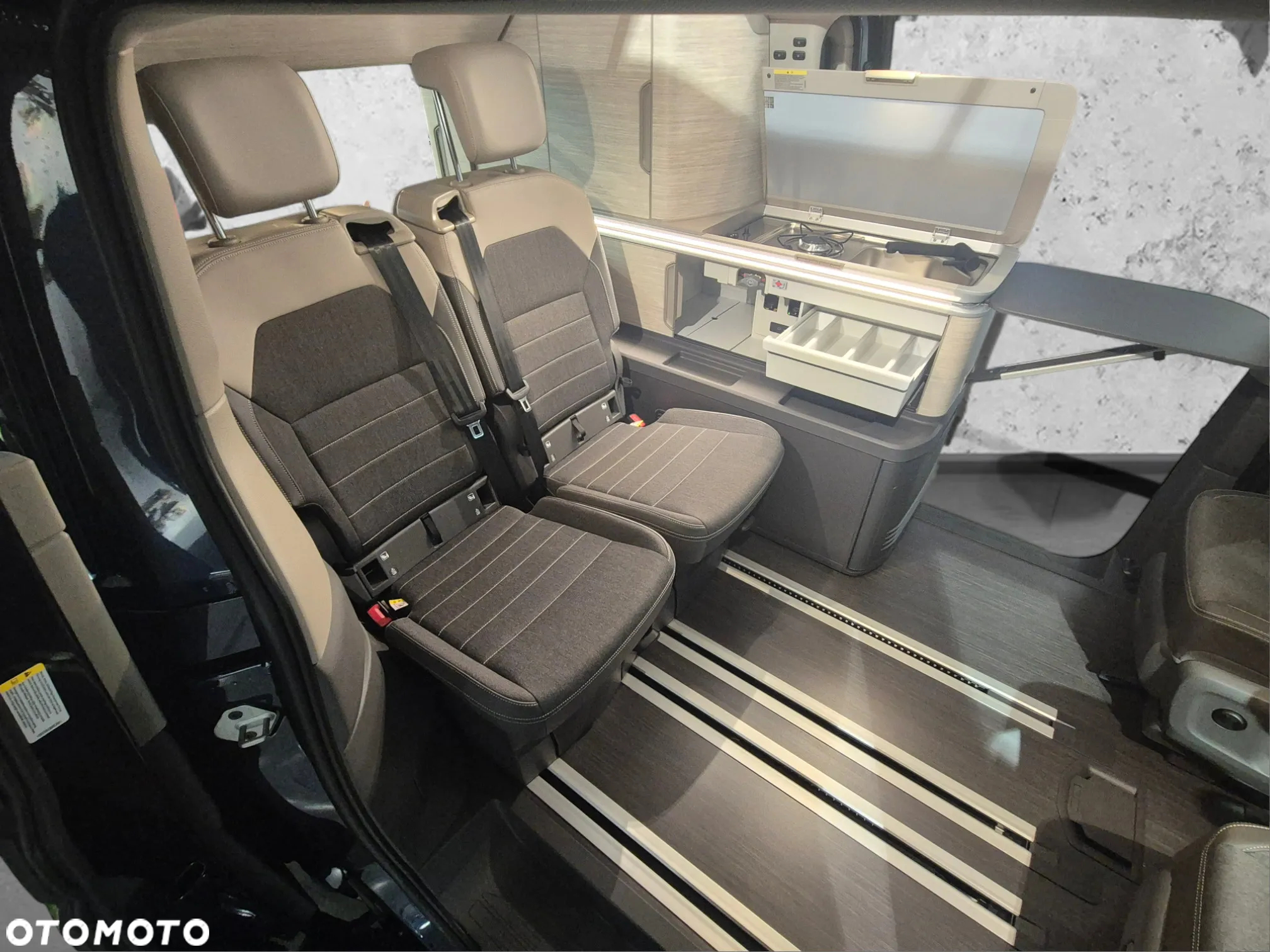 Volkswagen California - 15