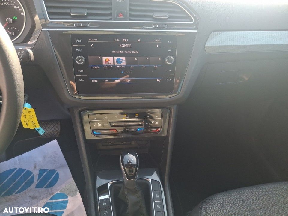 Volkswagen Tiguan - 16