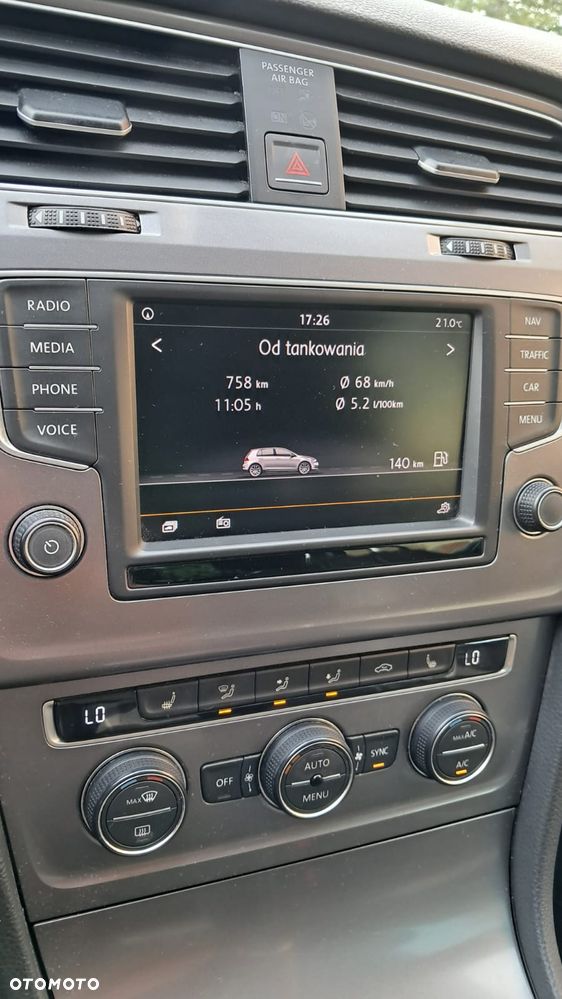 Volkswagen Golf - 9