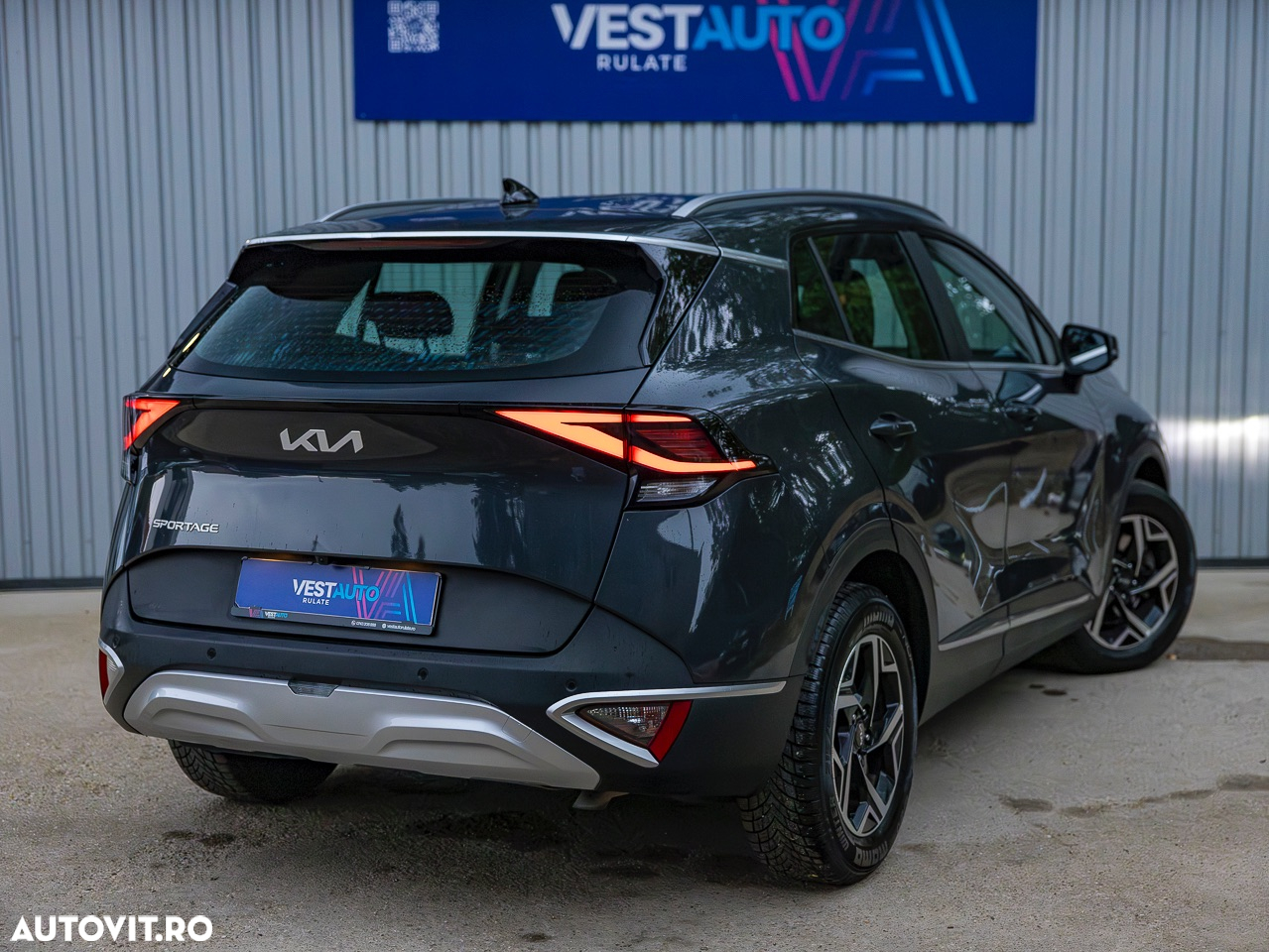 Kia Sportage 1.6 DSL MHEV 7DCT HP 4x2 Business Line - 8