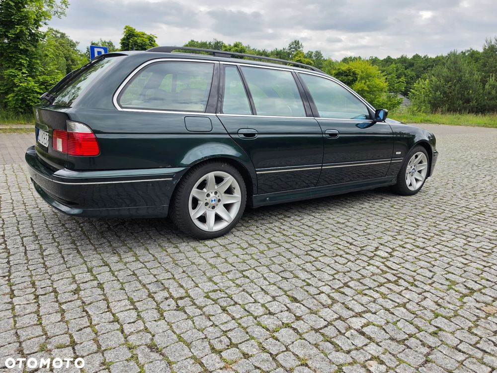 BMW Seria 5 525i - 6