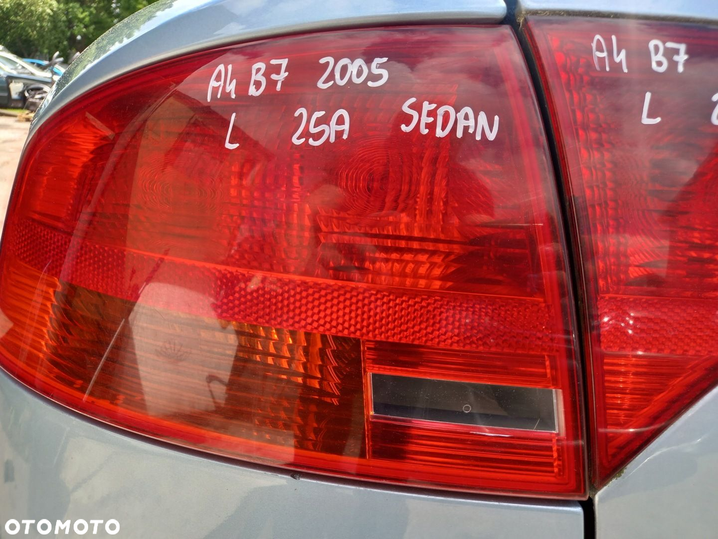 AUDI A4 B7 S-LINE LAMPA LEWA TYLNA LEWY TYŁ Z BŁOTNIKA BŁOTNIK - 5