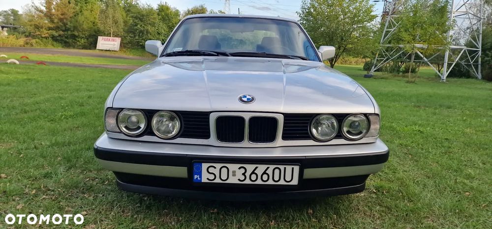 BMW Seria 5 520i - 2