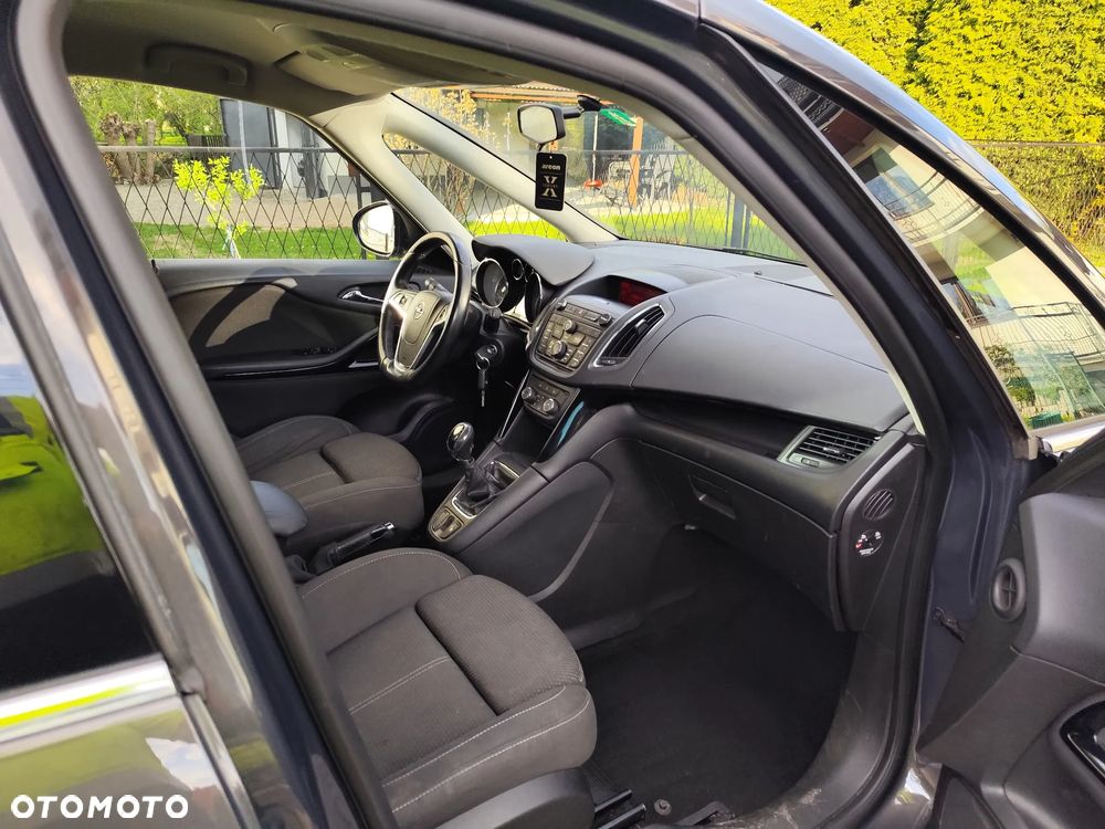Opel Zafira Tourer 2.0 CDTI Edition - 11