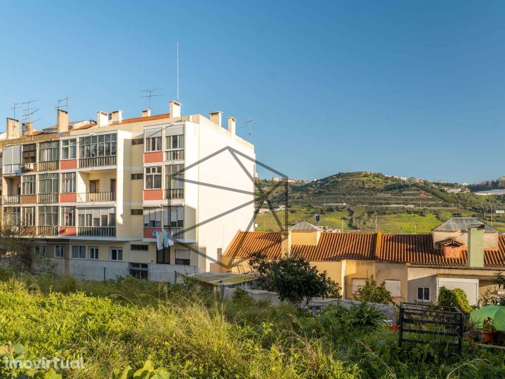 Terreno para construção de prédio em Odivelas - Grande imagem: 5/20