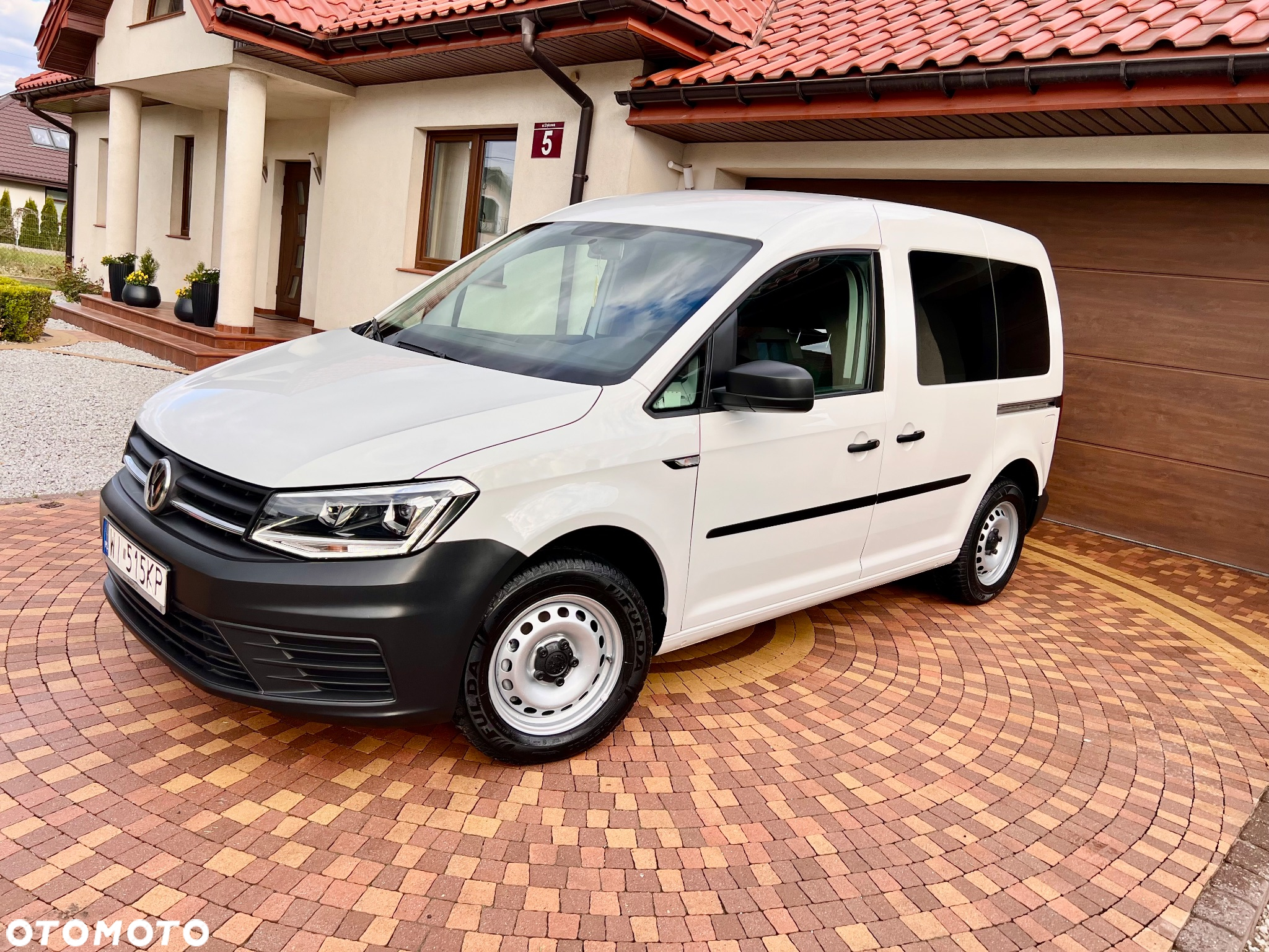 Volkswagen Caddy 2.0 TDI Comfortline - 2