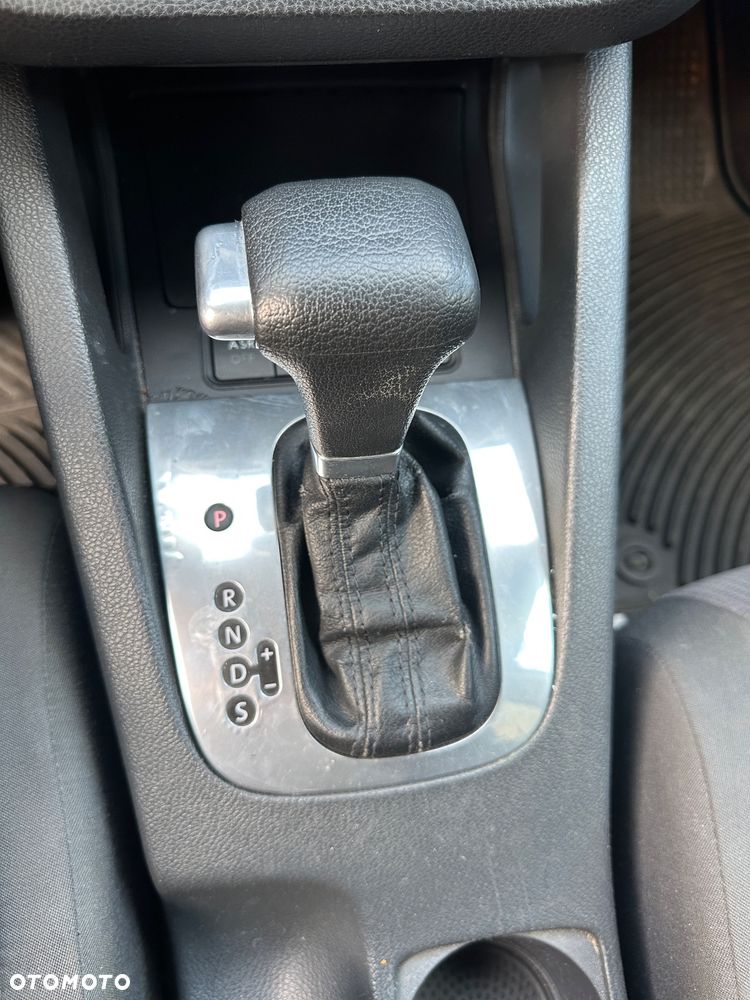 Volkswagen Jetta - 11