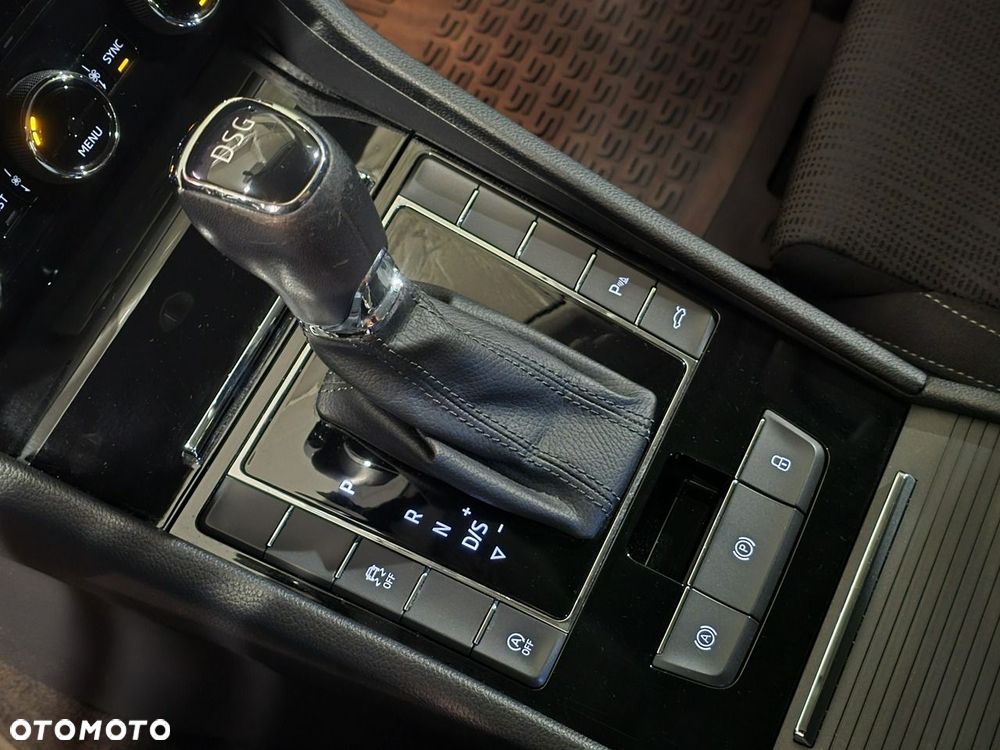 Skoda Superb - 34