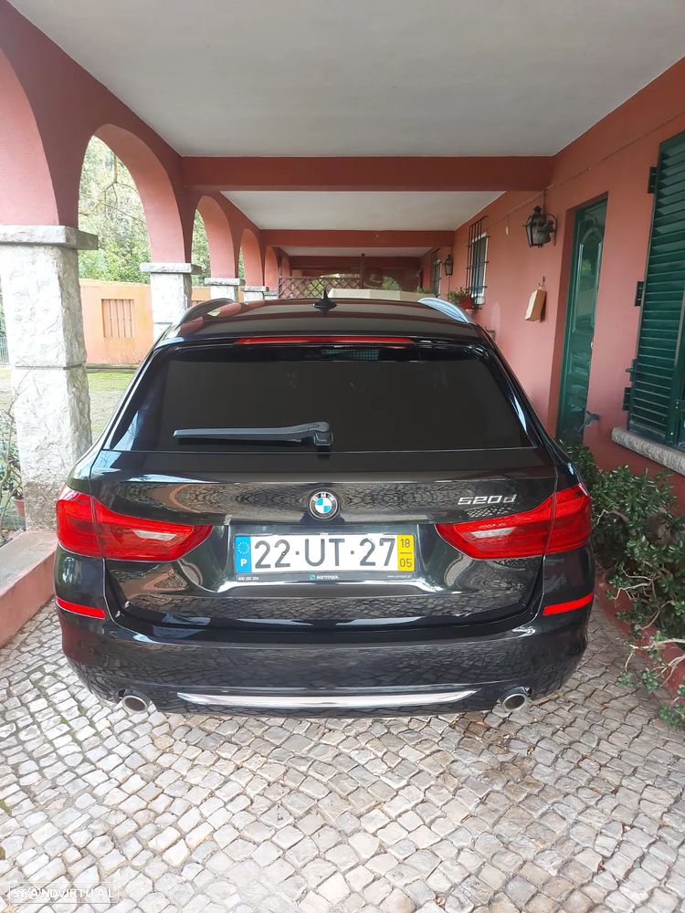 BMW 520 d xDrive Line Luxury Auto - 2