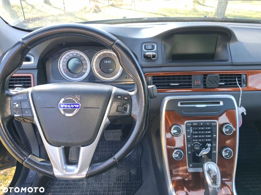 Volvo S80 T5 Momentum - 25