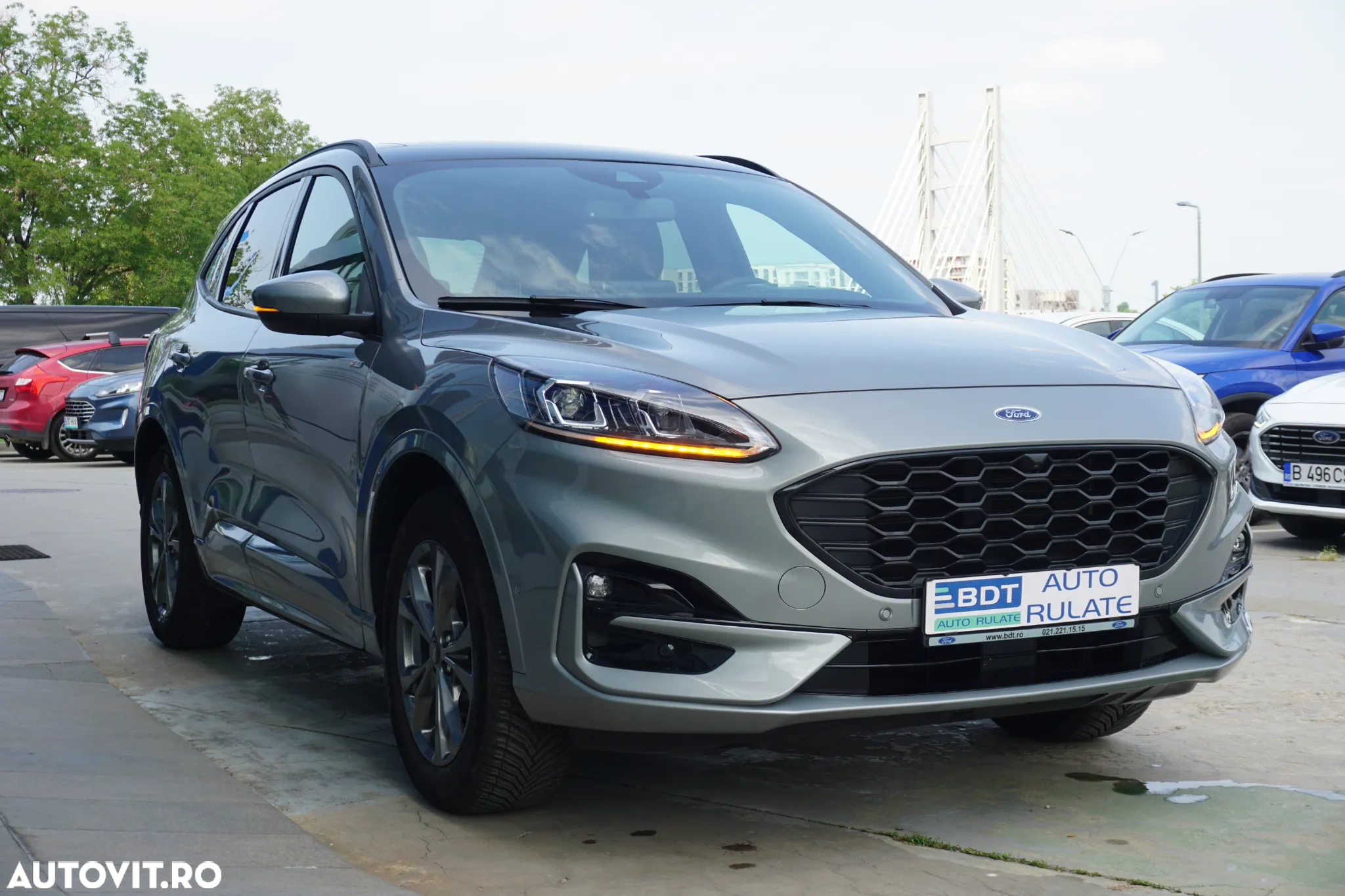 Ford Kuga 2.5 Duratec FHEV AWD ST Line X - 3