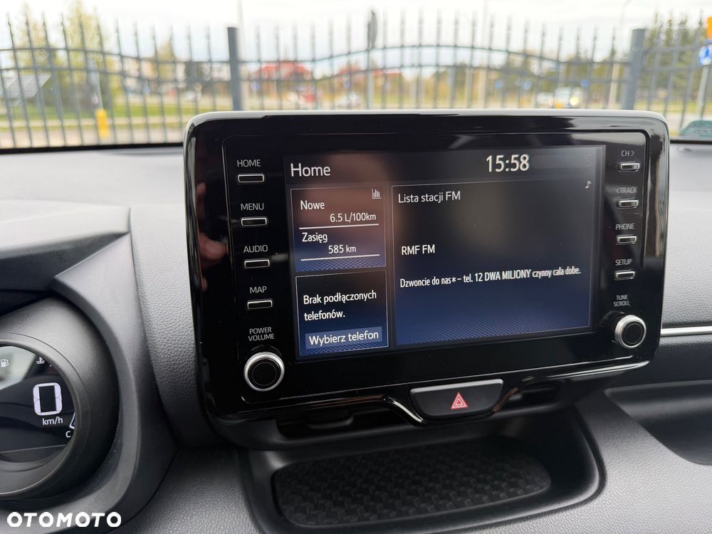 Toyota Yaris 1.5 Comfort - 13